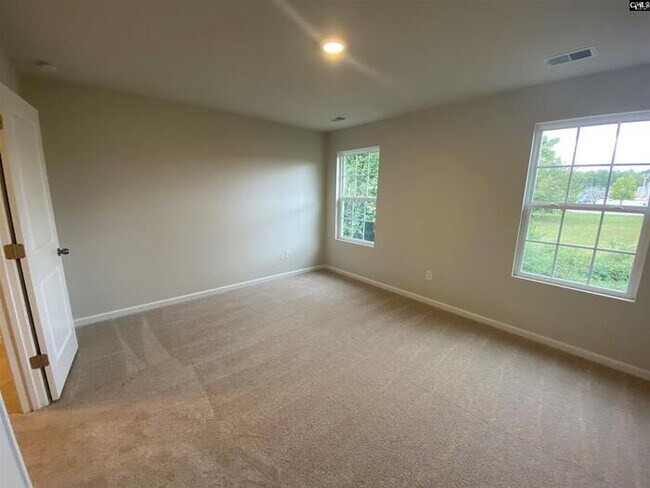 Building Photo - 119 C Triumph Ave.