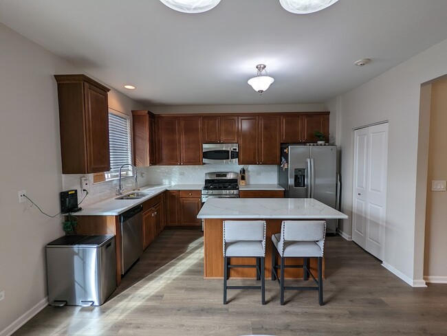 Building Photo - 2807 Blakely Ln