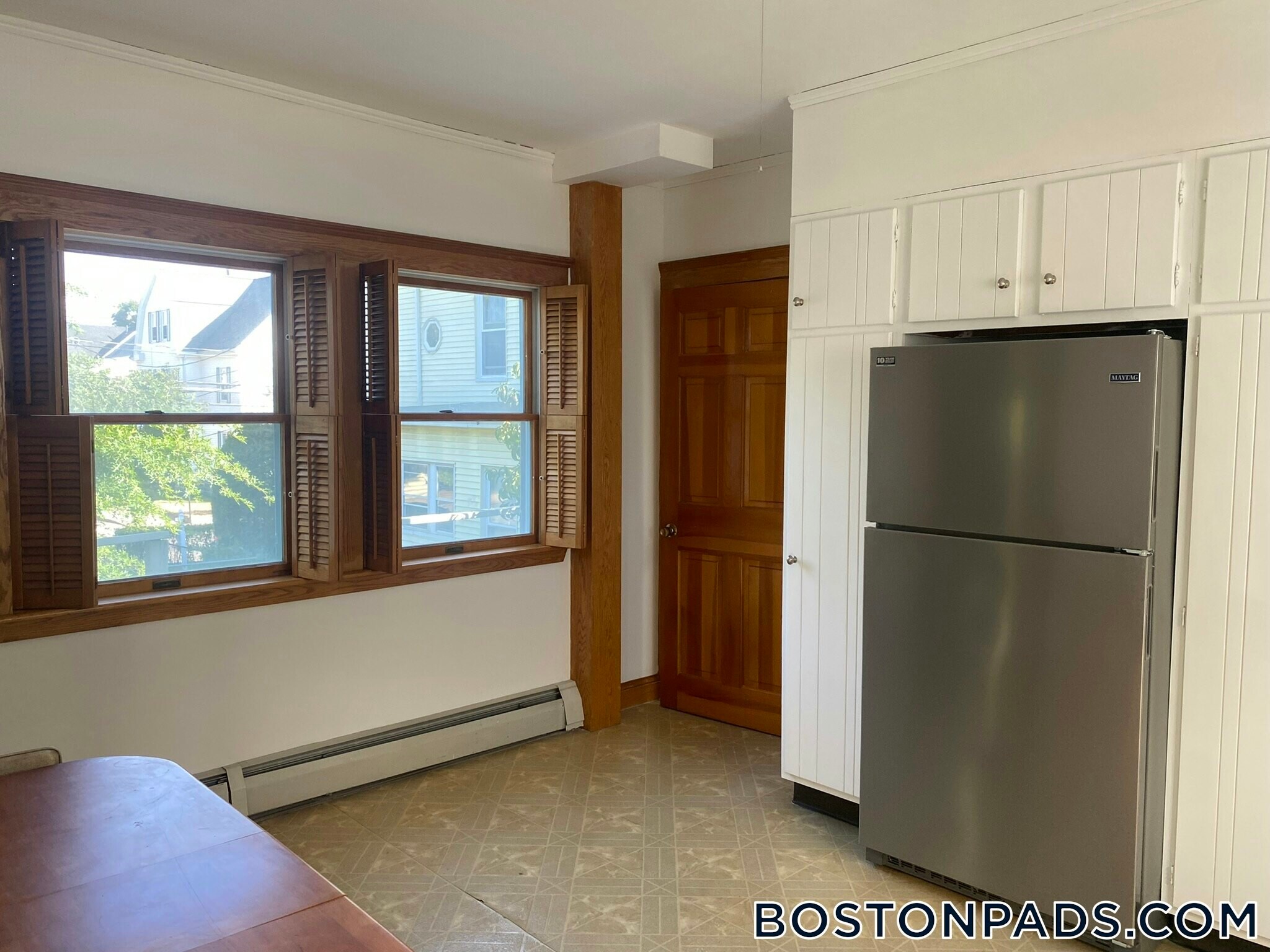 Building Photo - 80 Curtis St