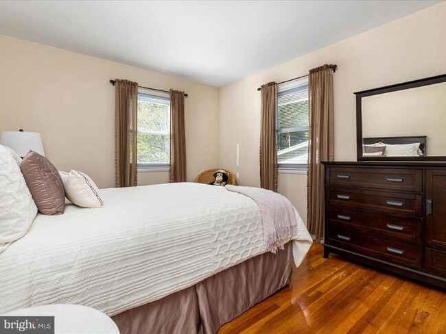 Building Photo - 6434 Rives Ct