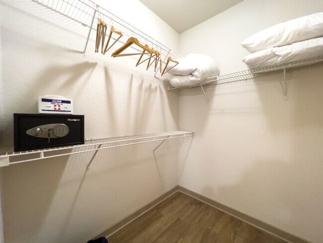 Walk-in closet - 240 North Ave NE