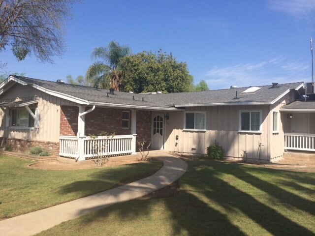 Primary Photo - 252 W San Carlos Ave