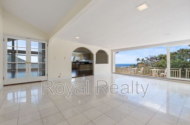 Building Photo - 1005 Kalahu Pl