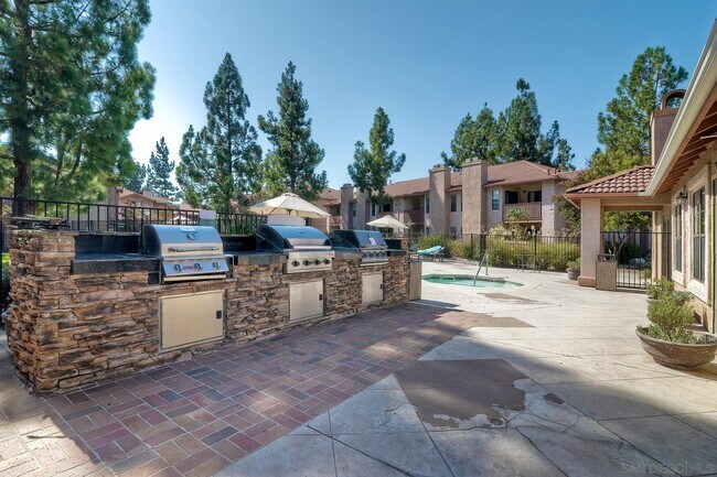 Building Photo - 12007 Alta Carmel Ct