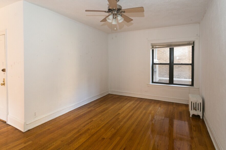 Building Photo - 630 W Stratford Pl
