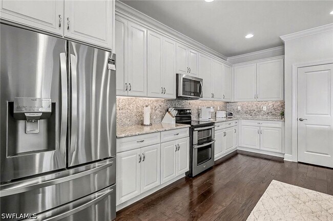 Building Photo - 15181 Butler Lake Dr