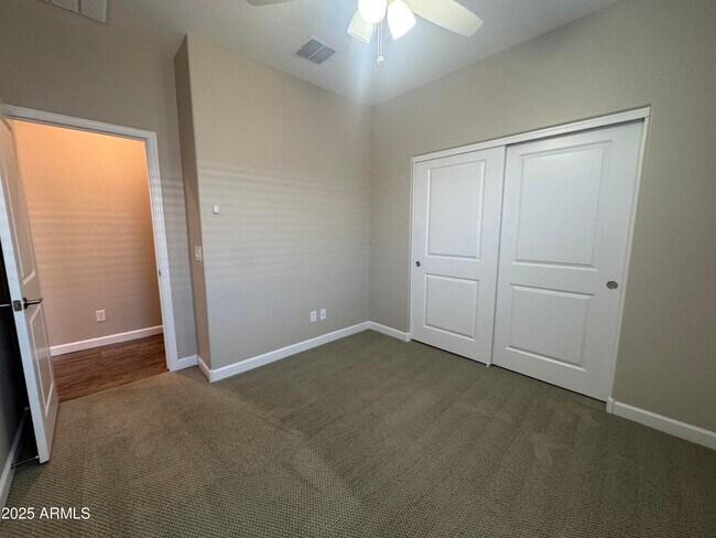 Building Photo - 55 N 197th Dr