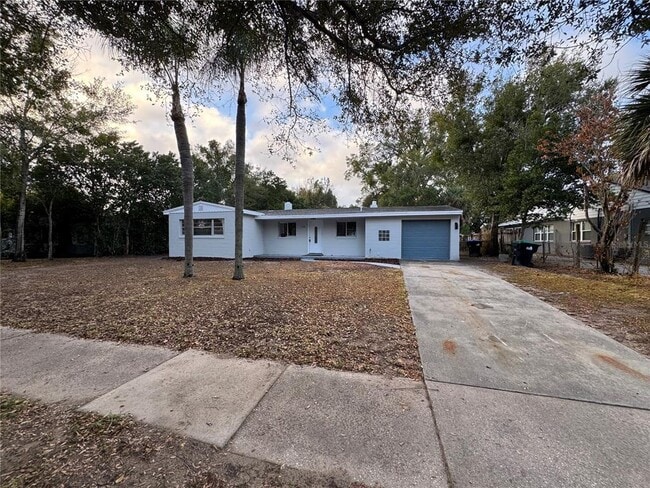 Building Photo - 2580 Euston Rd