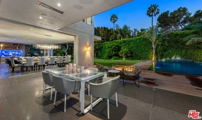 Building Photo - 9663 Santa Monica Blvd