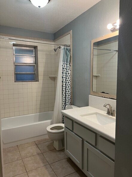 Bathroom - 101 N Orange St