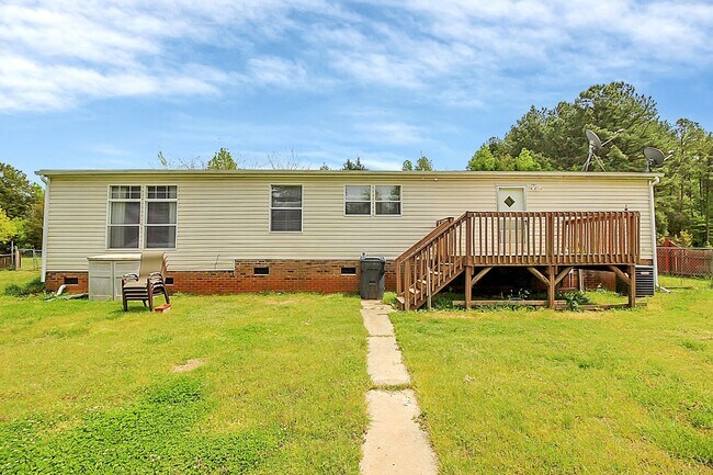 Building Photo - 128 Evelyn Ln