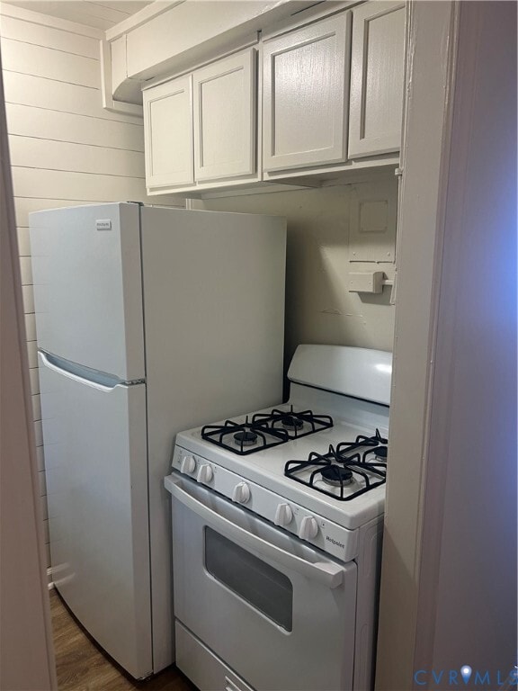 Building Photo - 402 Monticello Dr