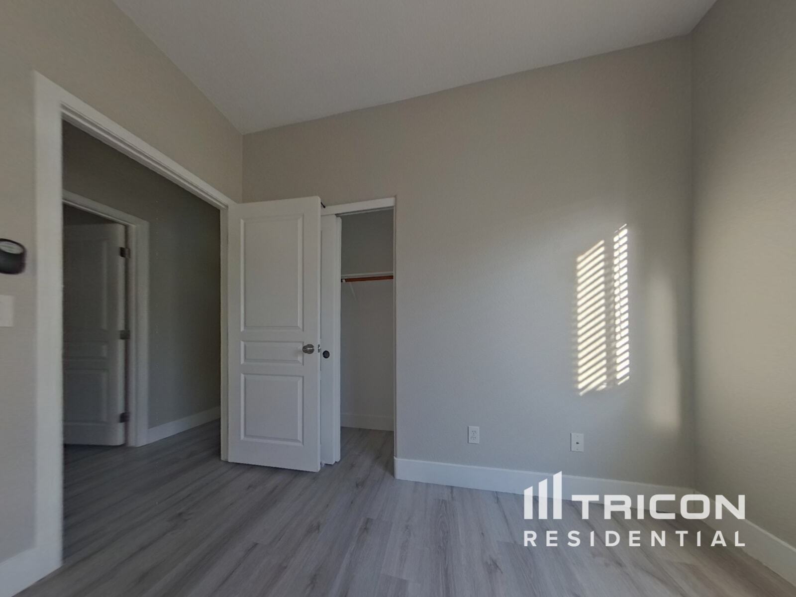Building Photo - 4129 N Dania Ct