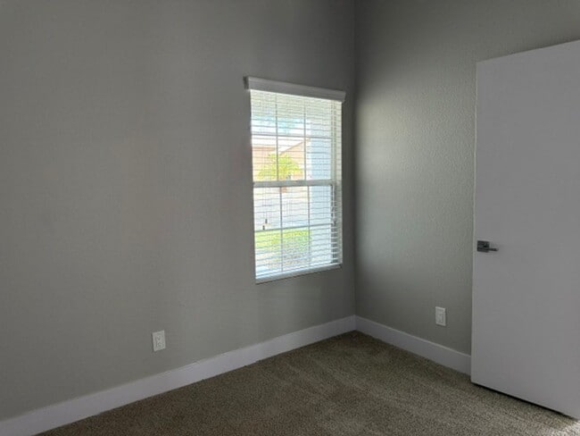 Building Photo - STUNNING 3BD/2BA SINGLE STORY BEAUTY IN THE HEART OF THE SOUTHWEST!!  **GORGEOUSLY REMODELED!! **...
