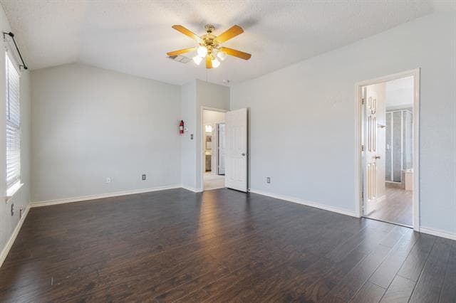 Building Photo - 1415 Normandy Ln