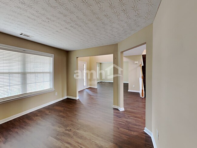 Building Photo - 2431 Lance Ridge Way