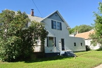 Building Photo - 122 5th Ave SE