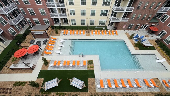 Building Photo - 3700 Monument Ave