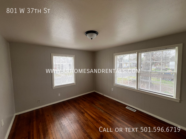 Building Photo - 801 W 37th St