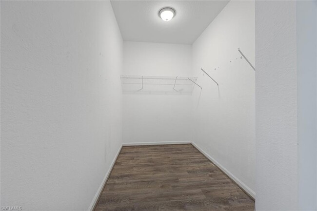 Building Photo - 7013 Romana Way