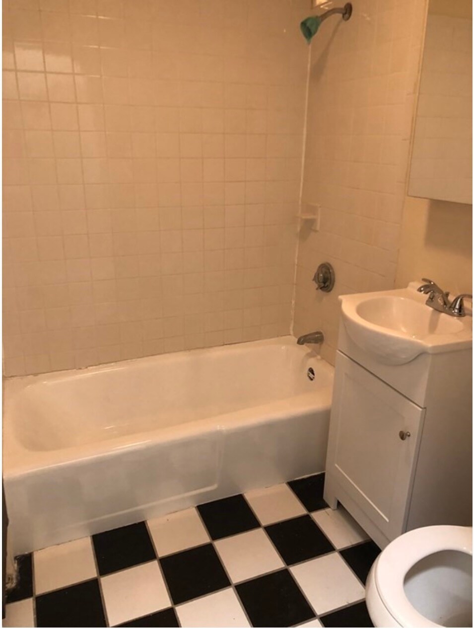 Building Photo - 883 Harrison Ave