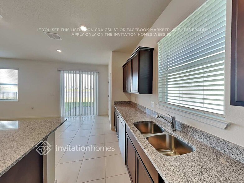 Building Photo - 2639 Autumn Peace Dr