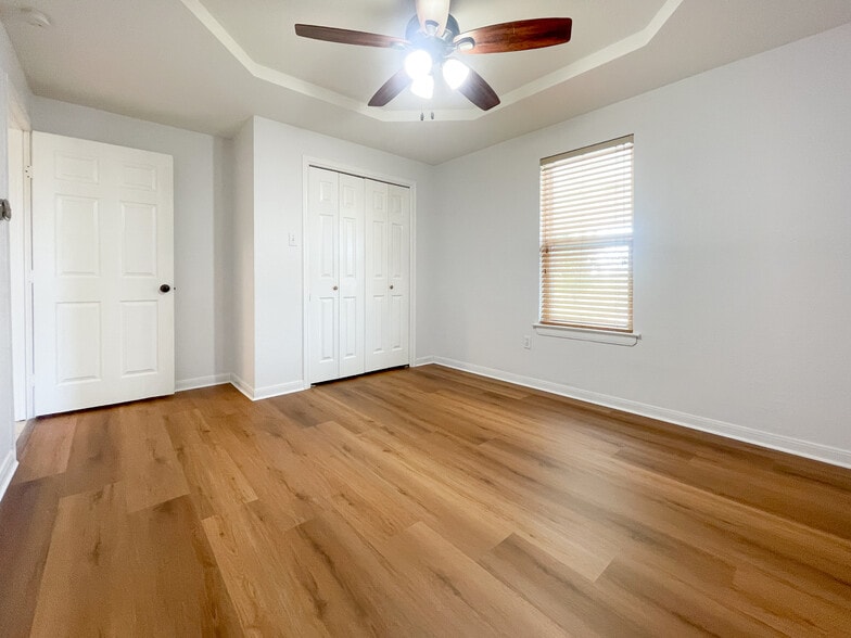 Building Photo - 14308 Chisolm Dr