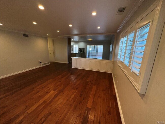 Building Photo - 23018 Hartland St