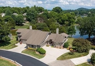 Building Photo - 209 Bokoshe Cir