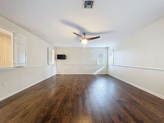 Building Photo - Exquisite Lake County Home with Lake Harris Views