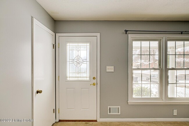 Building Photo - Dellwood Dr.