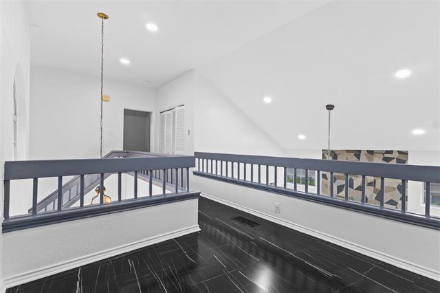Building Photo - 9428 Penny Ln