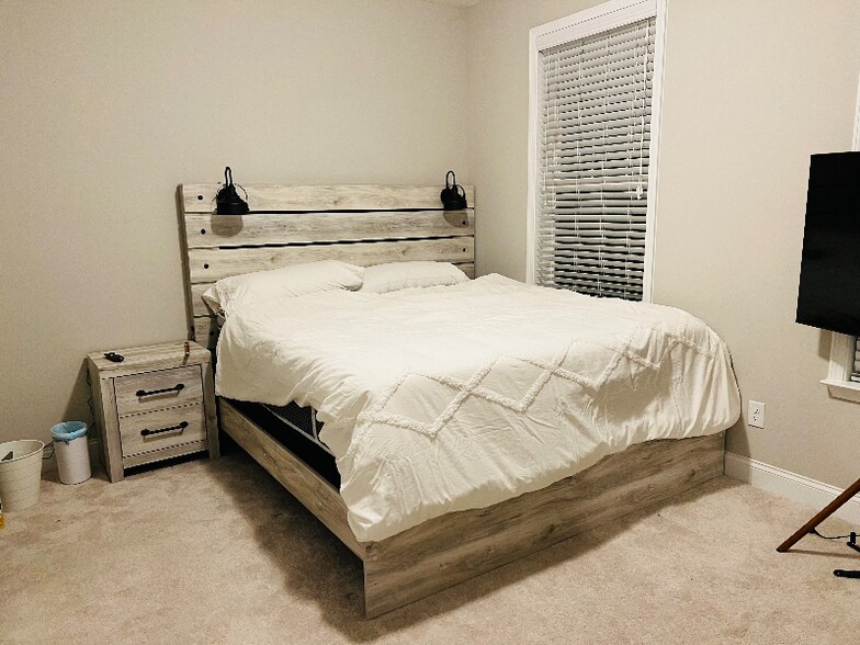 Building Photo - 931 Catamaran Ct