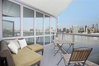 Building Photo - 0 bedroom in LONG ISLAND CITY NY 11109