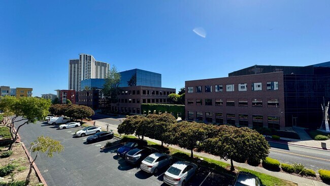 Building Photo - Largest 1-Bedroom Layout with In Unit Laundry