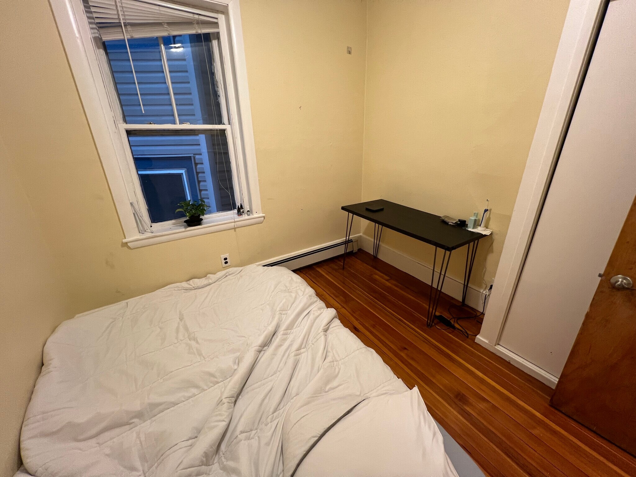 Building Photo - 29 Cameron Ave