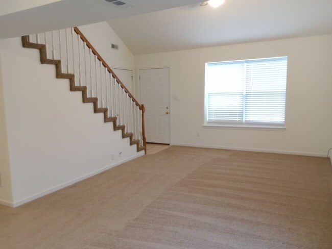 Building Photo - 2401-2403-2403 Northampton Dr