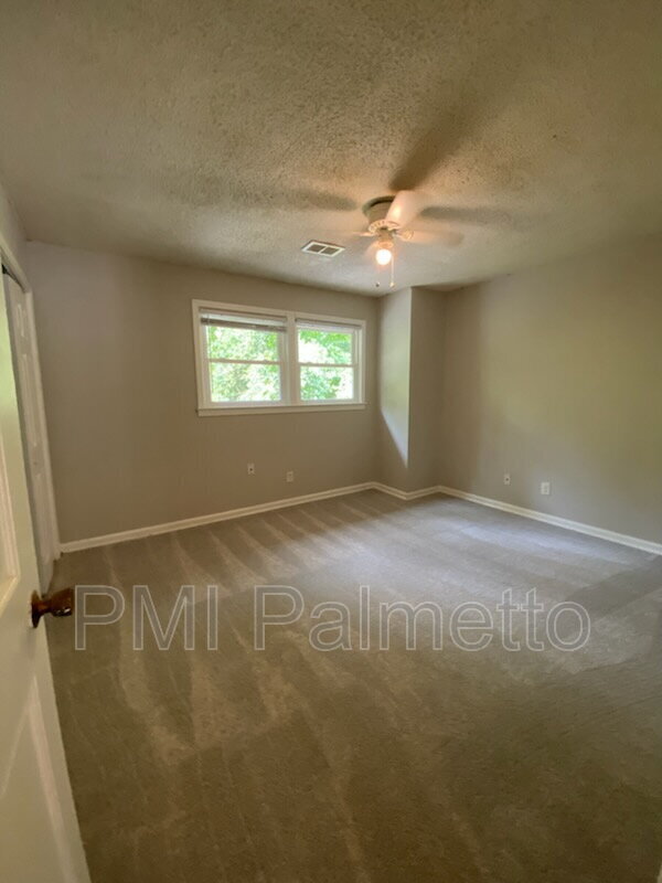 Building Photo - 3411 Brookwood Ct