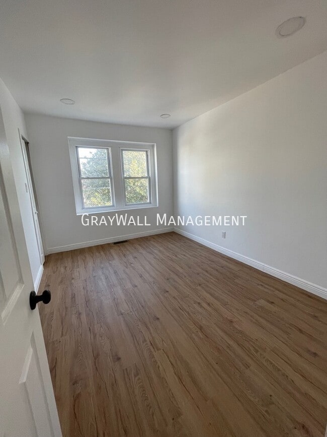 Building Photo - 89 Ridley Ave