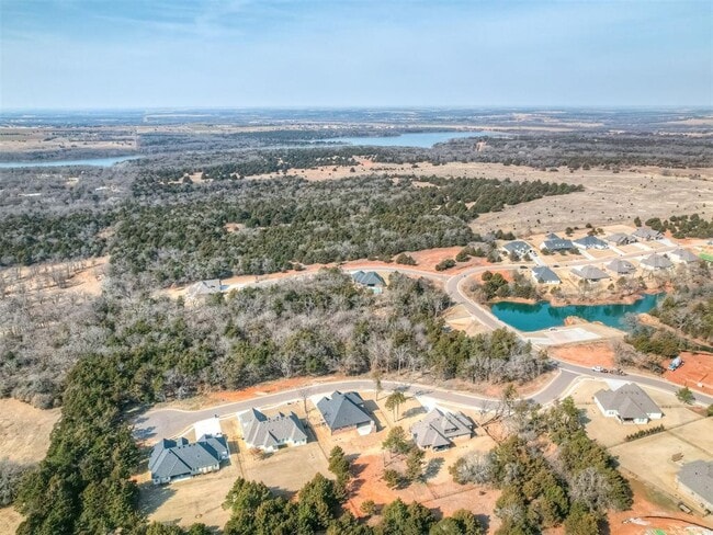 Building Photo - 8322 Robin Wy