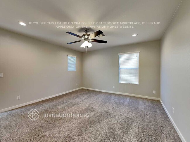 Building Photo - 11178 W Garfield St