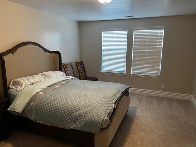 Second Master Bedroom - 18719 McClellan Cir