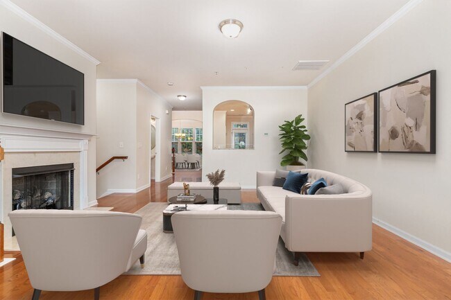 Building Photo - Glenwood North Townes