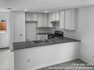 Building Photo - 9831 Sanborn Grist