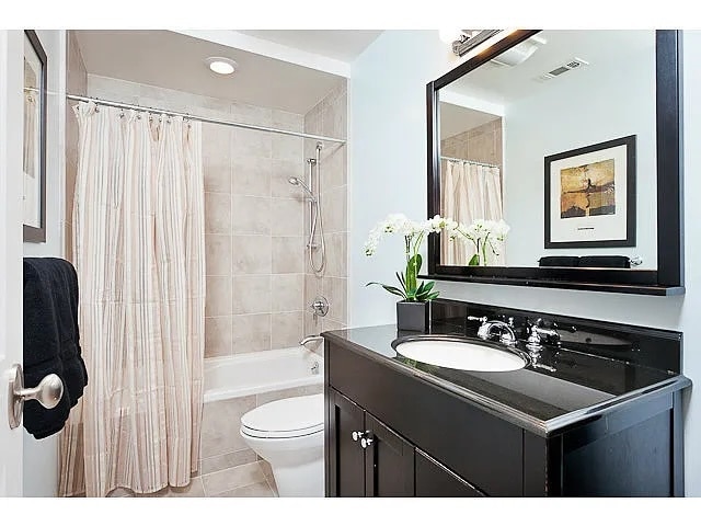Building Photo - 530 Irven Ct