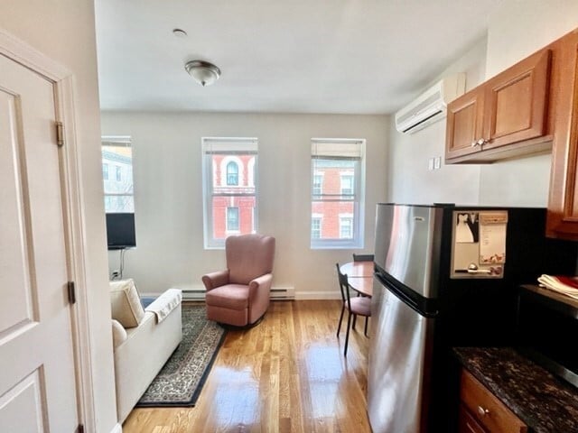 Building Photo - 26 Cooper St