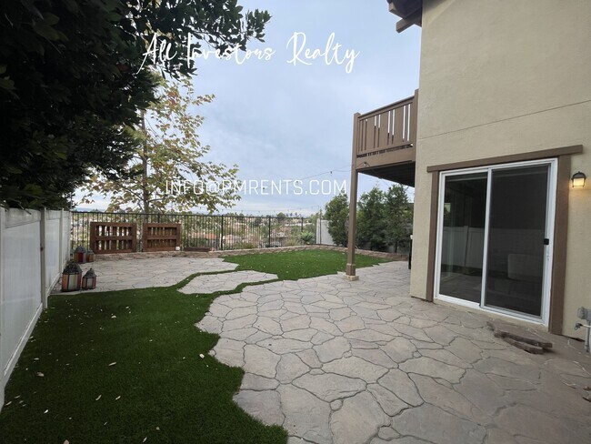 Building Photo - 1234 Via Candelas