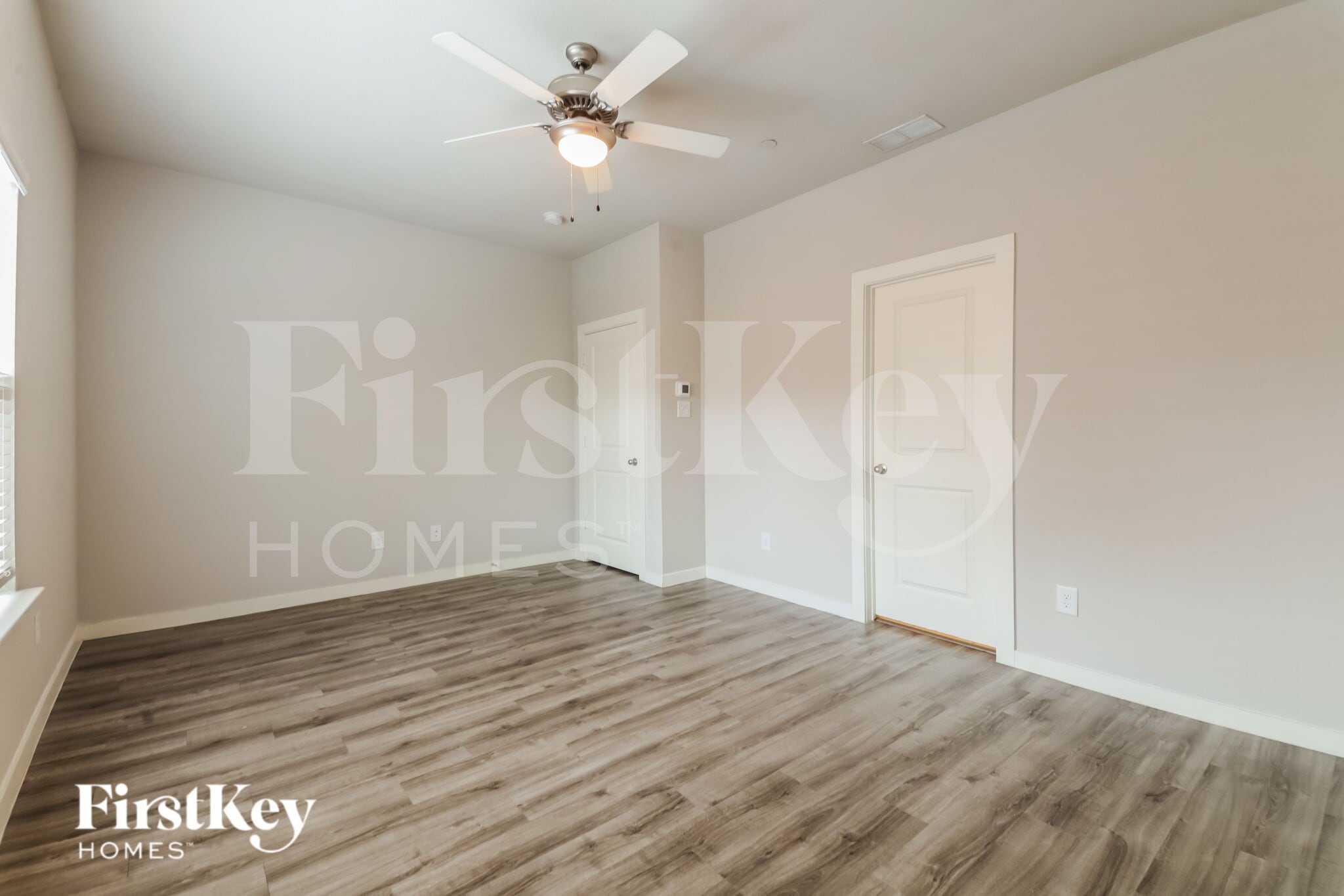 Building Photo - 607 Ava Trl