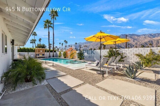 Building Photo - 945 N Buttonwillow Cir