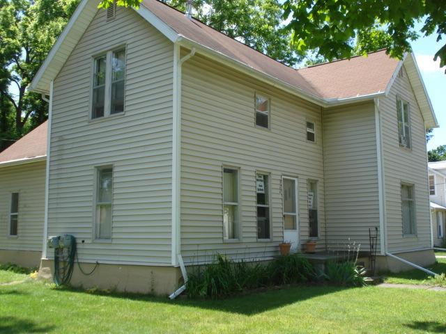 Building Photo - 322 1/2 E. Henry